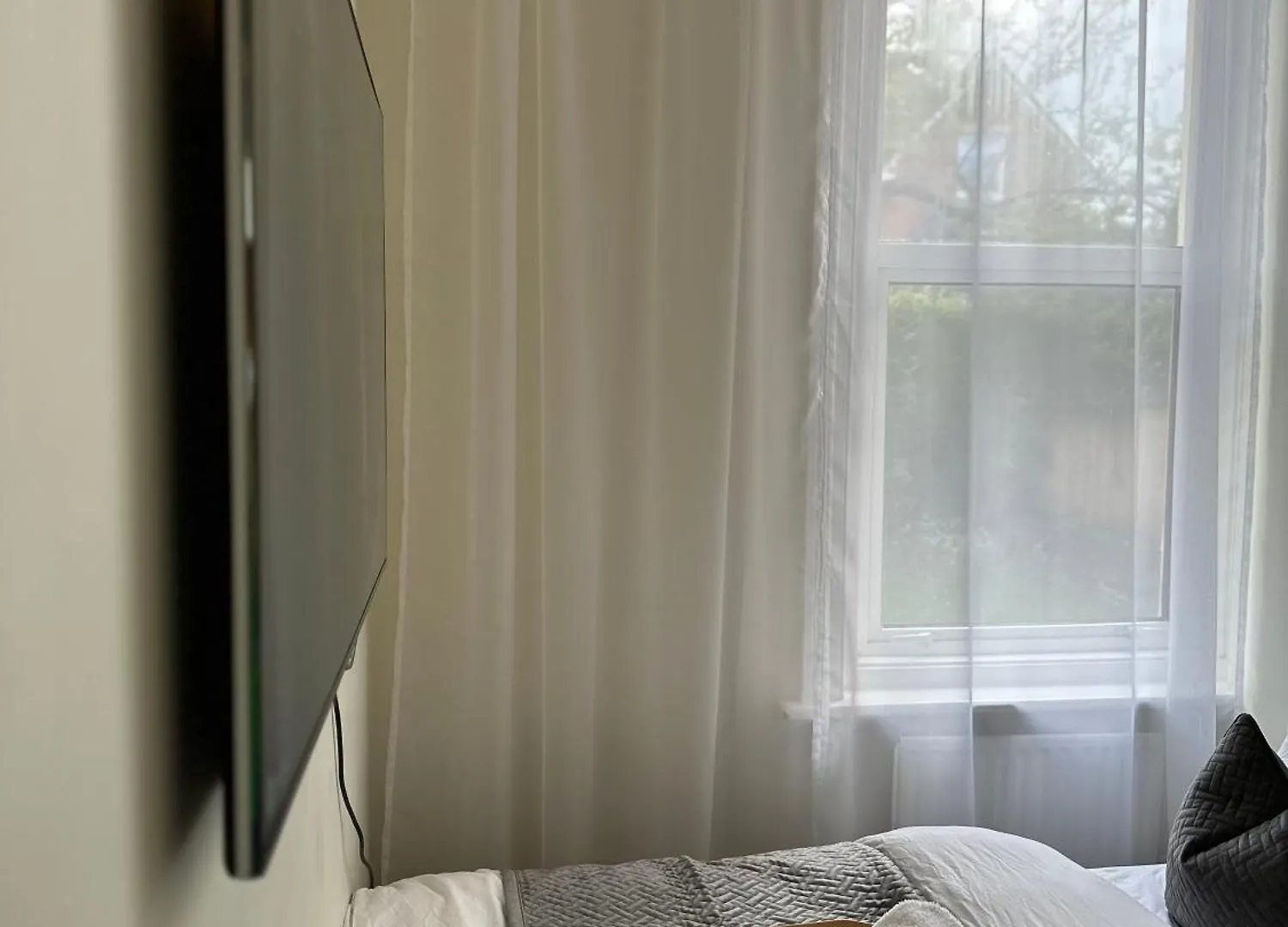 The Smaller Room Comfortable For One 5 Min To The Beach Bournemouth Guest house